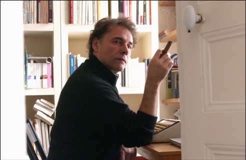 03/00/2003. Yves Simon, at home.