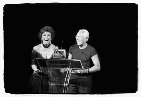 09/00/2003.  Giorgio Armani receives first the "Rodeo Drive Walk of Style" prize