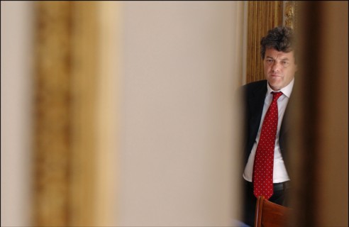 04/01/2004. Jean-Louis Borloo, the fisrt day of the new Minister for Employment, Labor and Social Cohesion.