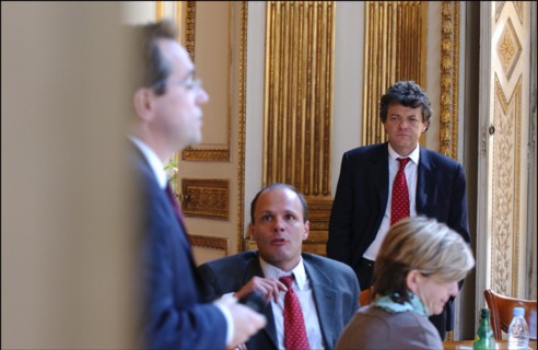 04/01/2004. Jean-Louis Borloo, the fisrt day of the new Minister for Employment, Labor and Social Cohesion.