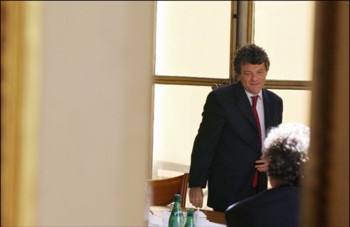 04/01/2004. Jean-Louis Borloo, the fisrt day of the new Minister for Employment, Labor and Social Cohesion.