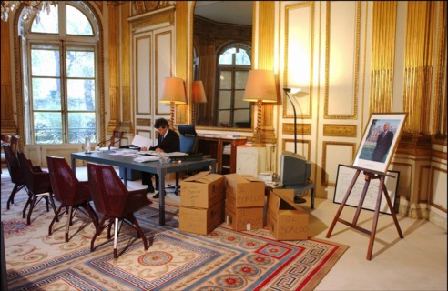 04/02/2004. EXCLUSIVE. Jean-Louis Borloo, Minister for Employment, Labor and Social Cohesion: first day of labor.