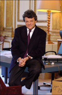 04/02/2004. EXCLUSIVE. Jean-Louis Borloo, Minister for Employment, Labor and Social Cohesion: first day of labor.