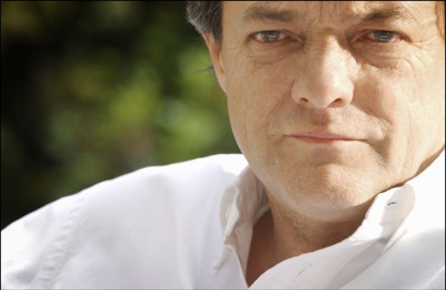 06/26/2004.  Jean-Louis Borloo, le ministre de l'Emploi, du Travail et de la Cohesion sociale travaillant, au ministere, sur le Plan de Cohesion sociale avant sa presentation en conseil des ministres ...