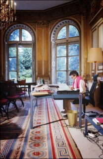 06/26/2004.  Jean-Louis Borloo, le ministre de l'Emploi, du Travail et de la Cohesion sociale travaillant, au ministere, sur le Plan de Cohesion sociale avant sa presentation en conseil des ministres ...