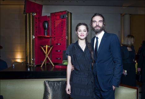 12/03/2008. John Nollet, hair stylist at the launching his campaign 'hair room service around the world'.