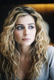Julie Zenatti