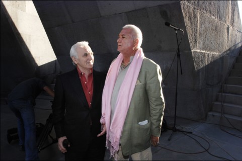 Concert de Charles Aznavour à Erevan (Arménie), le 30 septembre 2006