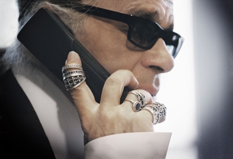 Karl Lagerfeld réinvente la collection Chanel Croisière en 2004