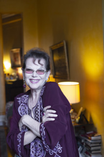 Claudia Cardinale chez elle à Paris