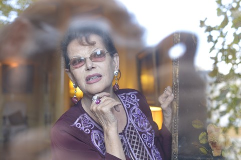 Claudia Cardinale chez elle à Paris
