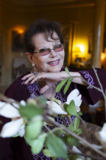Claudia Cardinale chez elle à Paris
