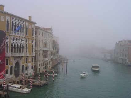 Venise. Le Grand Canal dans la brume