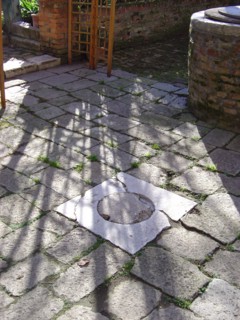 Courtyard of a house in Dorsoduro, Venice