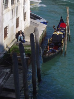 Grand canal in Venice with Palazzo dei Camerlenghi