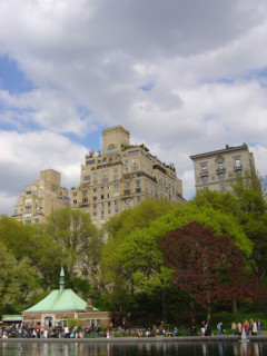 New-York (USA), Manhattan, Central Park, Conservatory Pond & Fifth Avenue