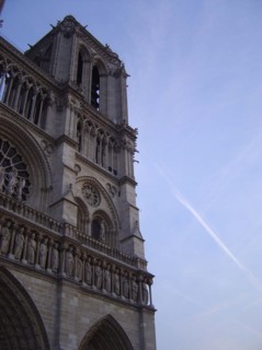 Détail de la façade de la cathédrale Notre Dame de Paris