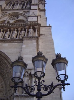 Détail de la façade de la cathédrale Notre Dame de Paris