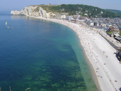 Plage et falaises d'Etretat