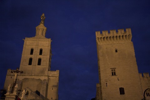 Provence319 Avignon, Palais des papes et Cathédrale Notre-Dame des Doms, nuit