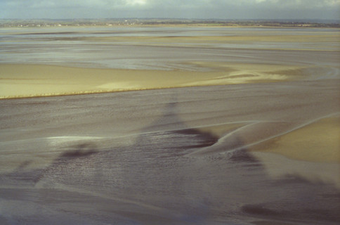 MtSaintMichel1 Baie du Mont Saint Michel et reflet du Mont sur les sables
