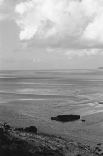 MtSaintMichel5b Baie du Mont Saint Michel, reflets sur les sables et nuages
