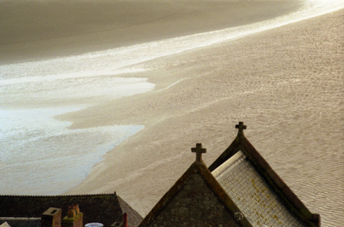 MtSaintMichel12 Toits et reflets sur les sables de la baie du Mont Saint Michel