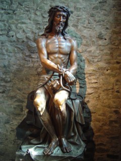 Bruges. Statue du Christ aux liens, Basilique Procession du Saint-Sang (Heilige Bloed Basilick),