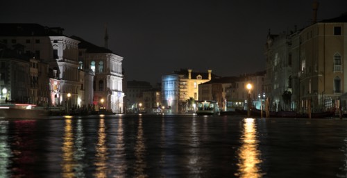 Venise 2008-2009. Nuit, Grand Canal, Palais, vaporetto