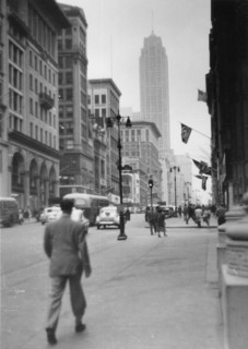 New-York USA circa 1940 : Empire State Building, 5th Avenue