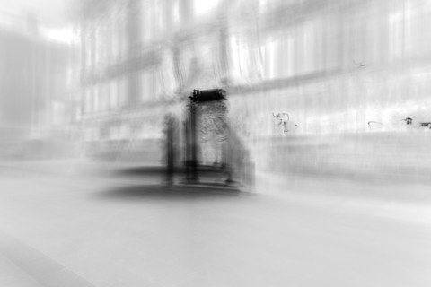Vision nocturne, effet lumineux en noir et blanc