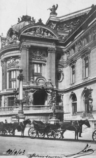 Façade latérale ouest de l'Opéra Garnier, en 1903
