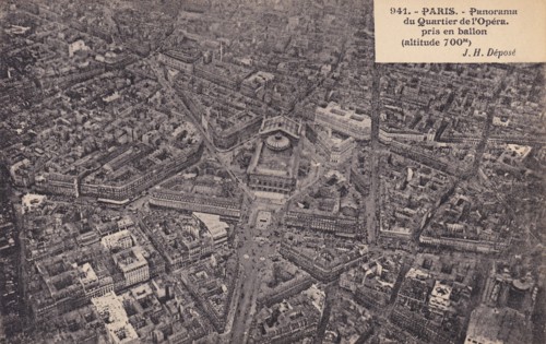 Vue aérienne l'Opéra Garnier, vers 1920