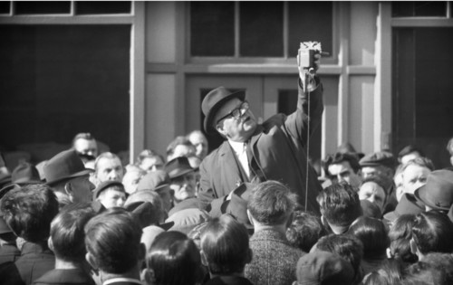 Hector Grey selling novelty goods, Dublin