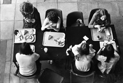 Étudiants à la cantine, University College Dublin, Irlande