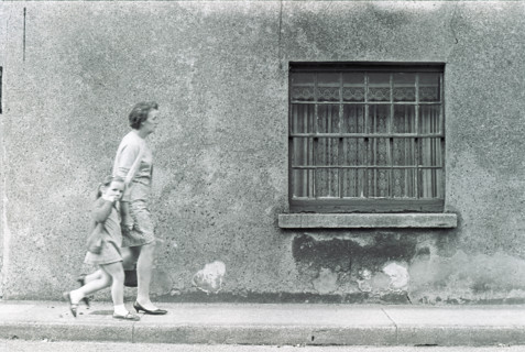 Mère et fille à Irishtown, Dublin, Irlande