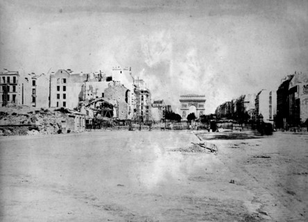 The Paris Commune: ruins near Porte Maillot