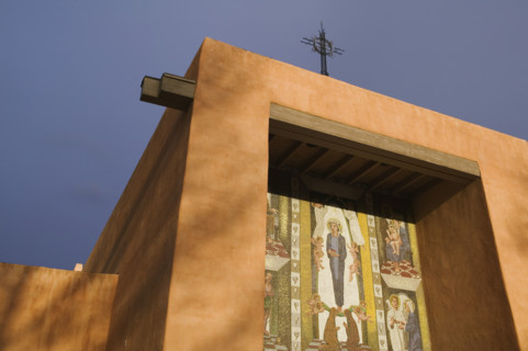 Adobe church at St. Francis College, Santa Fe, NM/USA.
