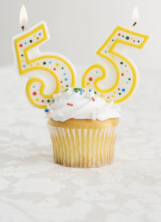 Special cupcake with candles for 55. Date : 2006