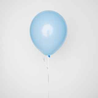 Still life of a blue balloon. Date : 2006