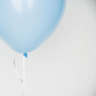 Still life of a blue balloon. Date : 2006