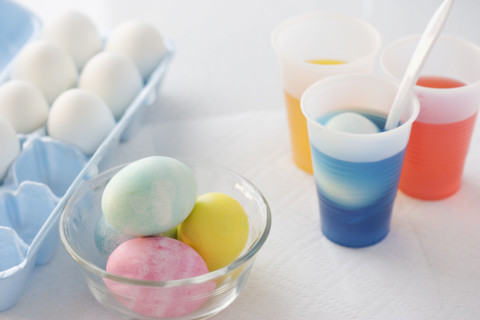 Easter egg coloring tools. Date : 2006