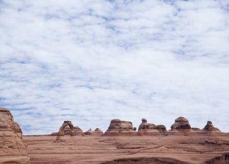 Delicate Arch Arches National Park Moab Utah USA. Date : 2006
