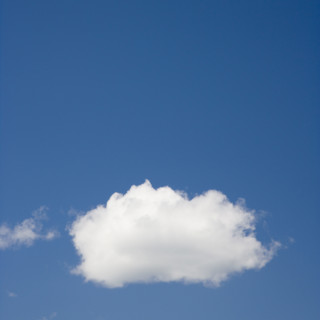 Cloud in blue sky. Date : 2007