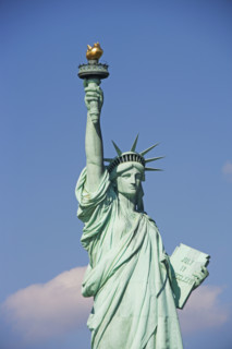 Statue of Liberty under blue sky. Date : 2007