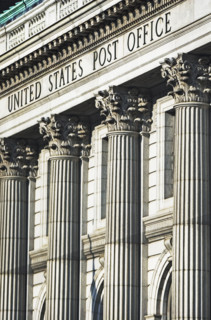 Post Office, columns. Date : 2007