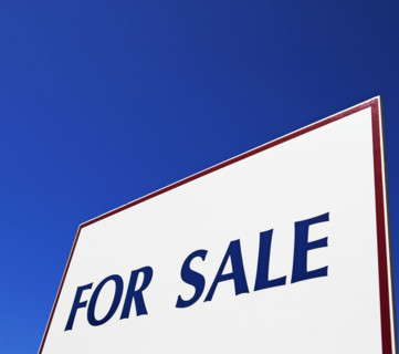 Low angle view of For Sale sign. Date : 2007