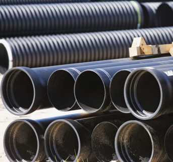 Stacks of large pipes. Date : 2007