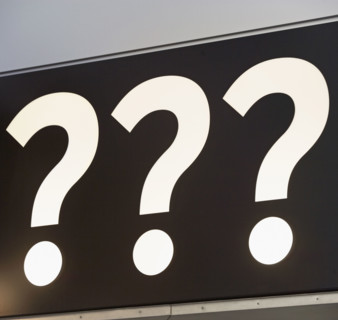 Question marks on sign. Date : 2008