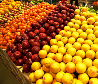 fruit stand. Date : 2008